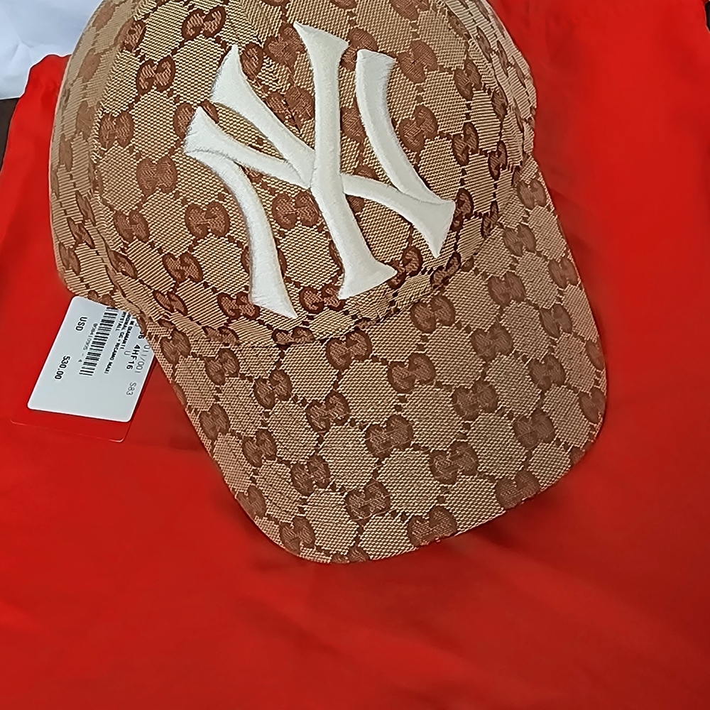 Gucci Beige and Brown Patterned Hat - Picture 2 of 3